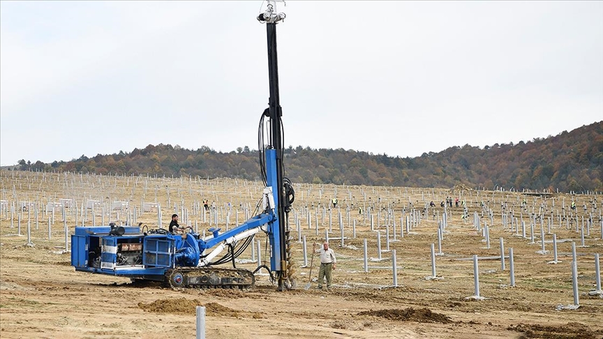 Samsun’da yılda 90 milyon kilovatsaat elektrik üretecek GES tesisinin yüzde 50’si tamamladı.
