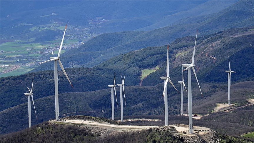 Küresel yenilenebilir enerji kapasitesinin üç katına çıkarılması “ufukta görünüyor”